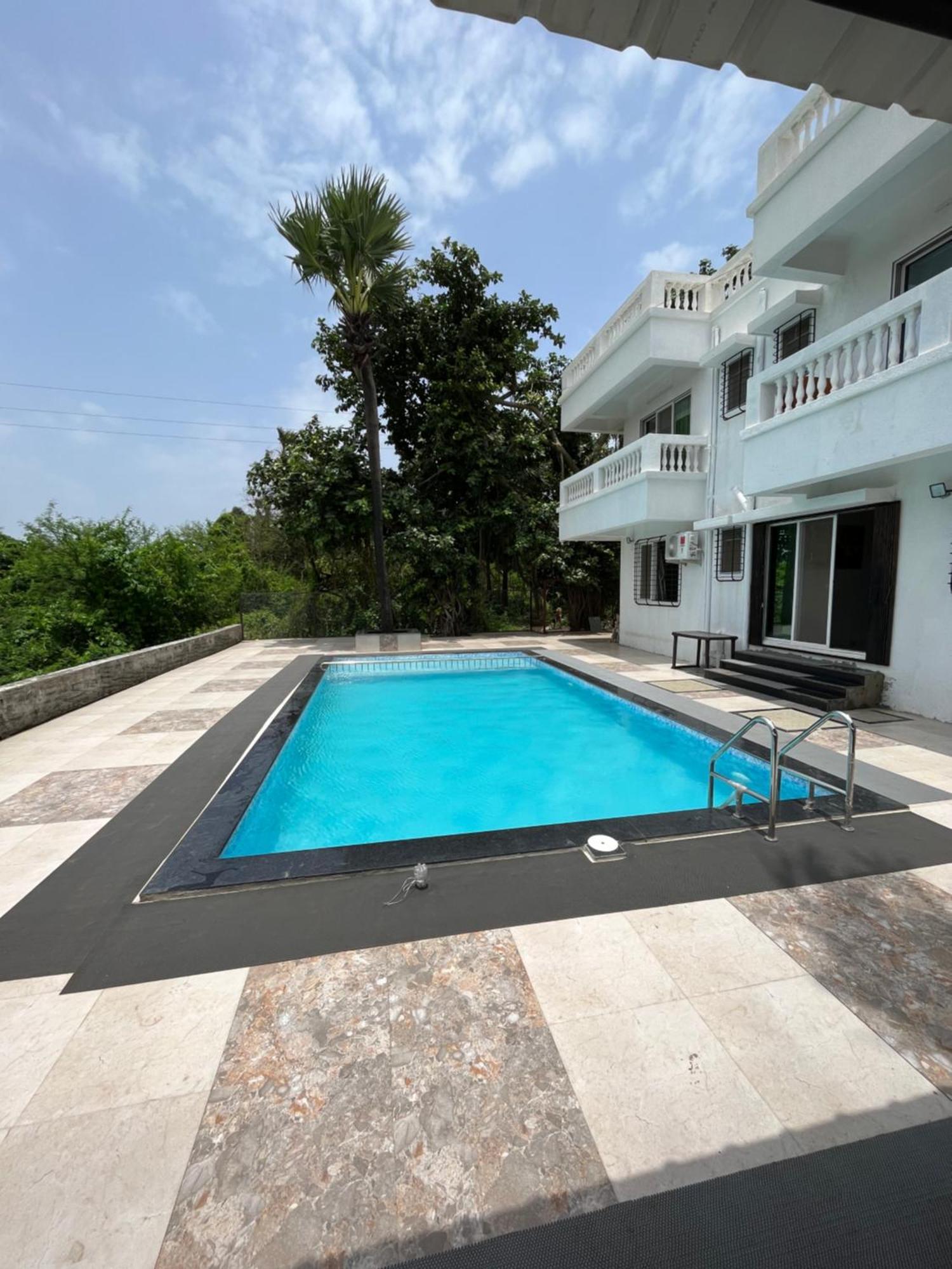 Classic Villa Palghar Exterior foto